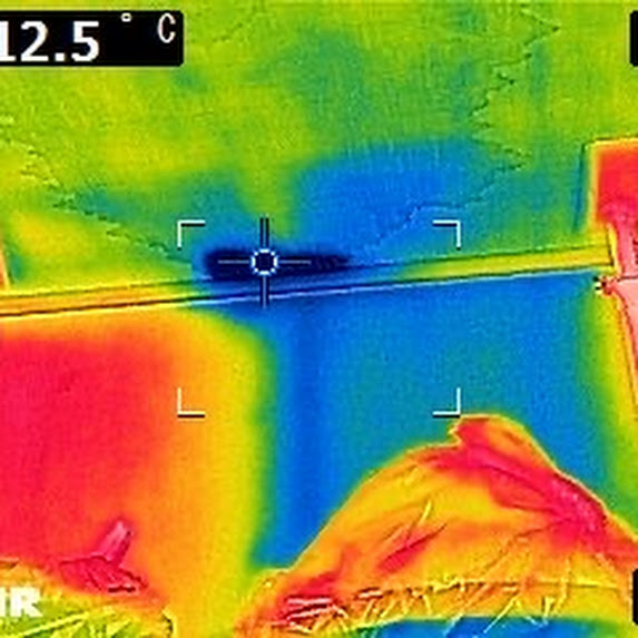 【雨漏り調査】天井のシミだけじゃない!? 赤外線カメラが暴く「見えない浸水」