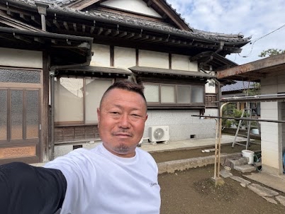 【倉庫メンテナンス】デッキプレートの錆と雨樋詰まりを放置するとどうなる？
