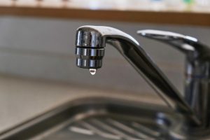 蛇口・水栓交換