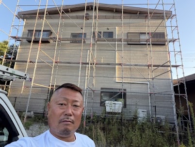 【雨漏り修繕が着工】足場仮設が完了！原因調査から施工まで一貫対応する理由