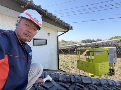 【ガレージ雨漏り調査】瓦屋根の棟ではなかった？散水調査で原因を絞り込んだ事例
